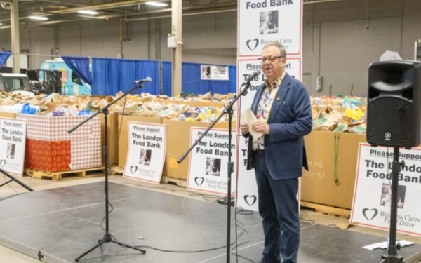 Record haul for Business Cares food drive: 'Never ceases to amaze'