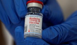 Some London family doctors to start administering Moderna vaccines