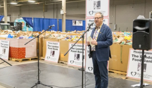 Record haul for Business Cares food drive: 'Never ceases to amaze'